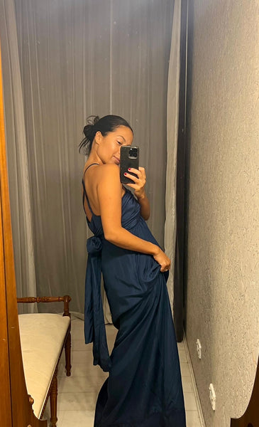 fleur wood silk dress Pre-loved Fleur Wood Navy Silk Maxi-Dress – GrandDays