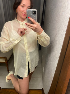 Pre-loved Uniqlo Cream Collarless Shirt