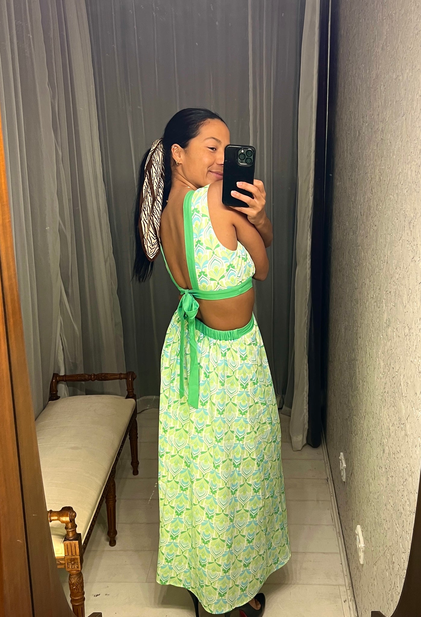 Pre-loved Seven Wonders Green Cut-Out Dress GrandDays Pre-loved Seven Wonders Green Cut-Out Dress GrandDays