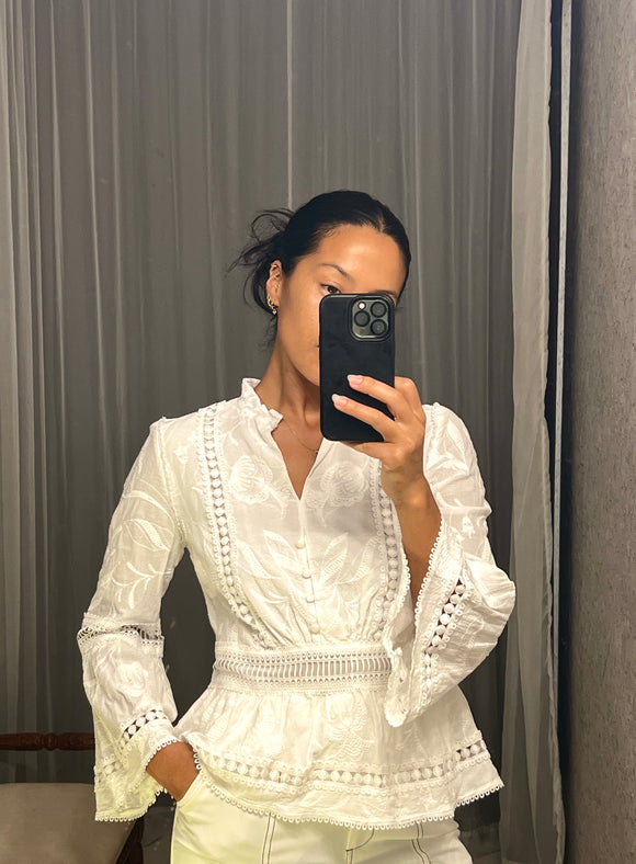 Pre-loved White Embroidered Shirt