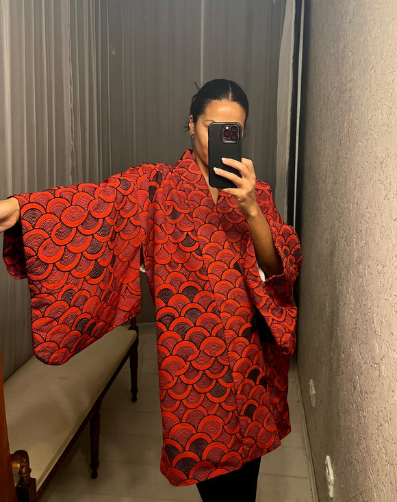 Pre loved Vintage Red Black Short KIMONO